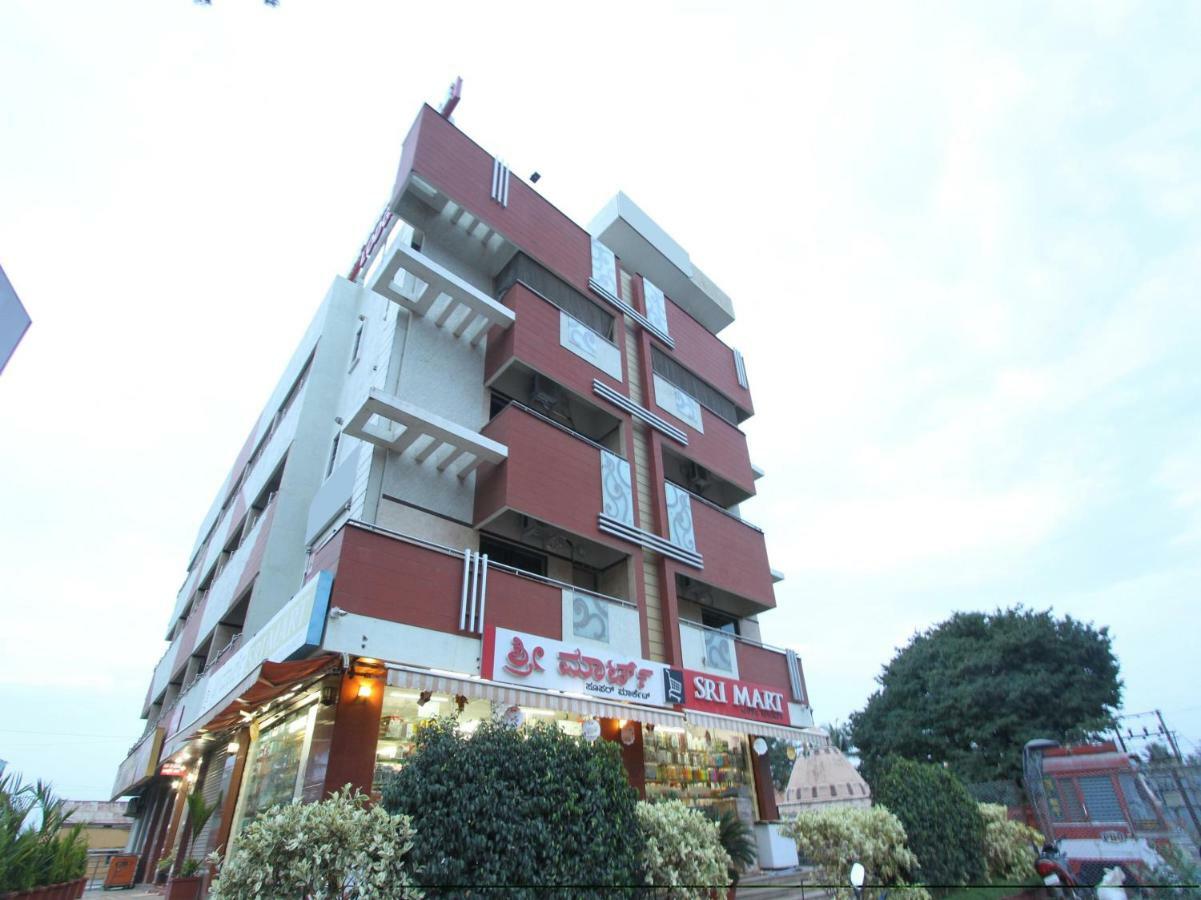 Oyo 19957 Annapoorna Castle Hotel Kadur Zewnętrze zdjęcie